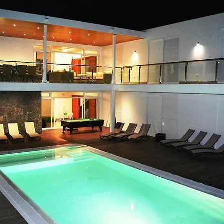 - Ace021021-oyb Ferienhaus